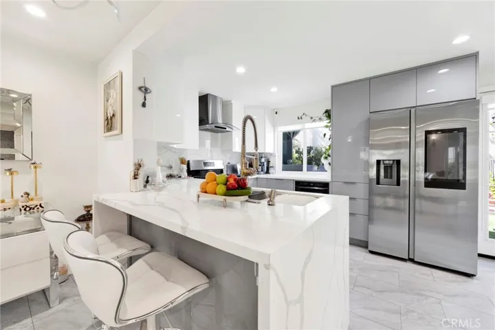 278 Green Lea Place, Thousand Oaks, California 91361