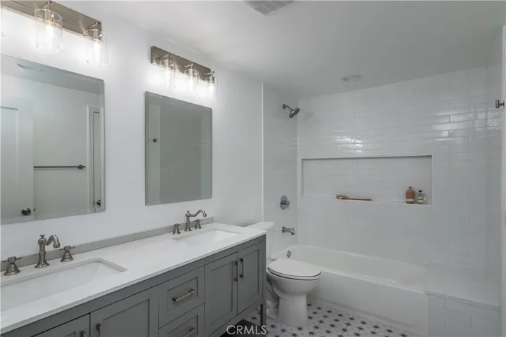 4323 Hartfield Court, Westlake Village, California 91361