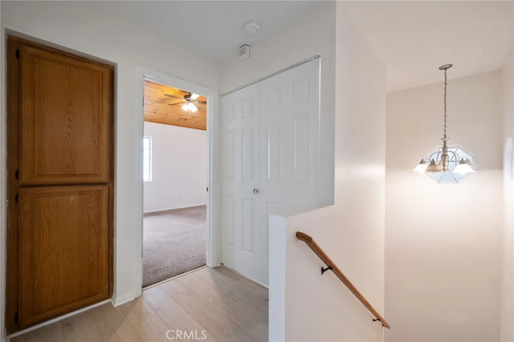 31558 Ocean View Drive, Running Springs, California 92382 home-pic-5