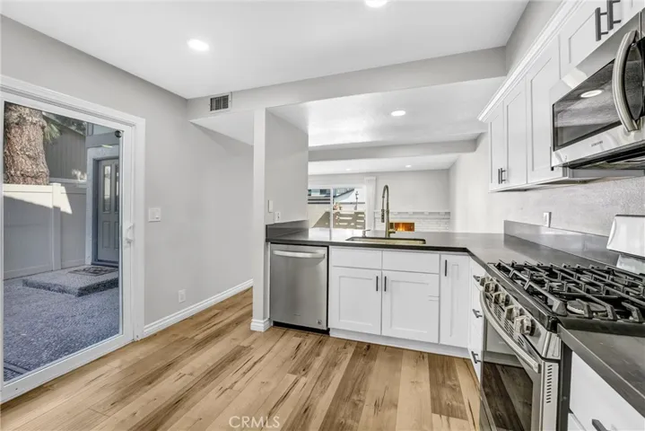 1051 Tustin Pines Way, Tustin, California 92780