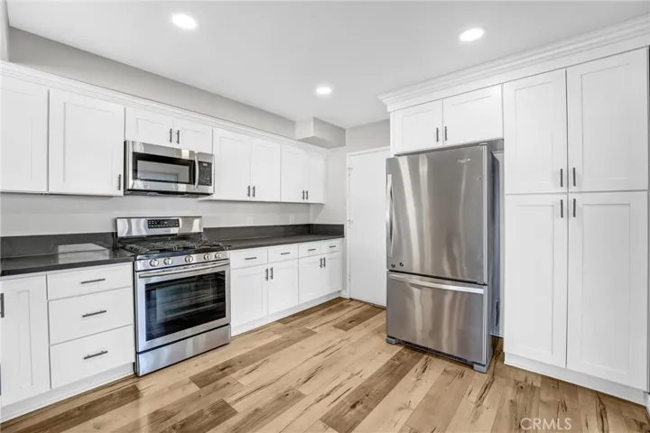 1051 Tustin Pines Way, Tustin, California 92780