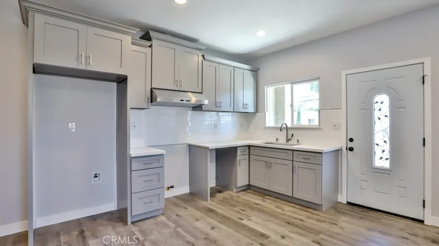 1246 S Baker Street, Santa Ana, California 92707