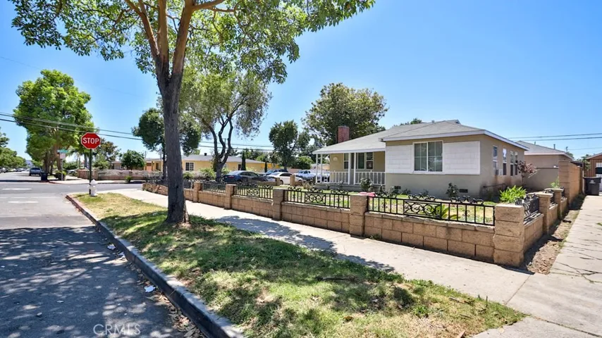 1246 S Baker Street, Santa Ana, California 92707