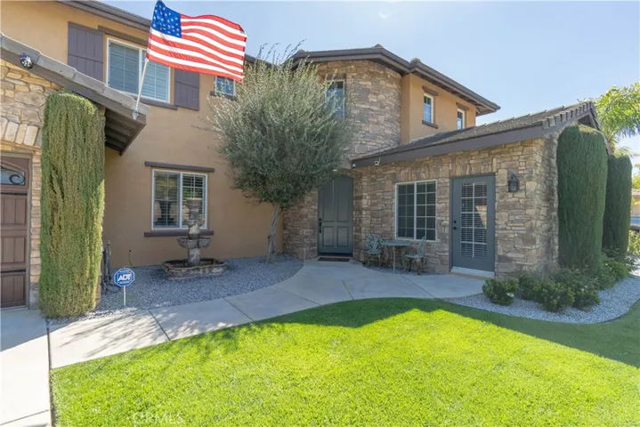 1633 Via Modena Way, Corona, California 92881