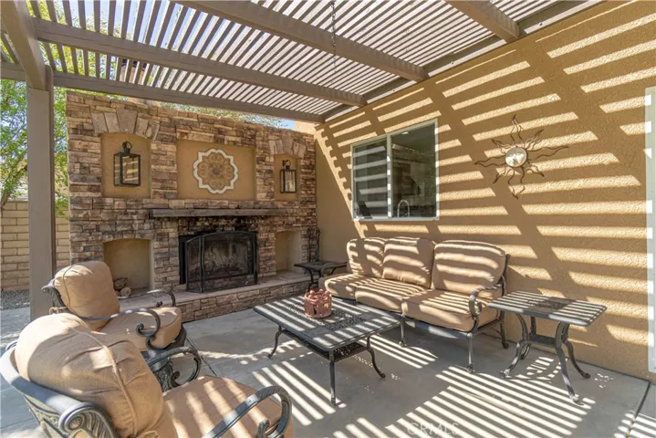 1633 Via Modena Way, Corona, California 92881