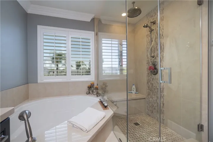 1633 Via Modena Way, Corona, California 92881