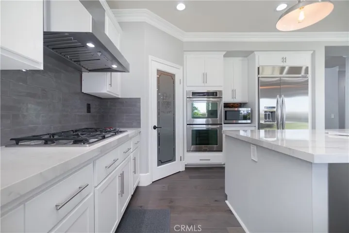 1633 Via Modena Way, Corona, California 92881
