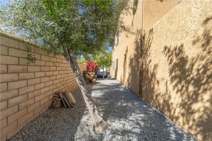 1633 Via Modena Way, Corona, California 92881
