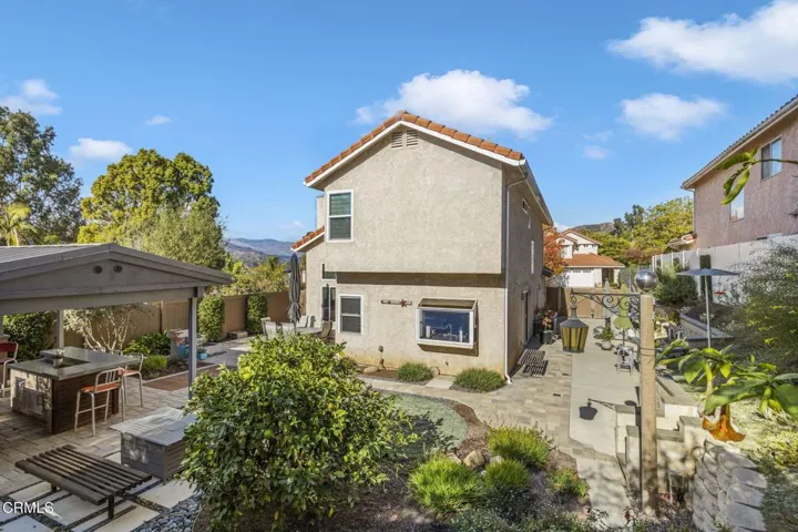 40-web-or-mls-UpmarketMedia_688Kick-110
