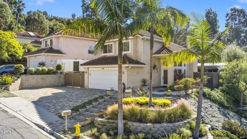 3-web-or-mls-UpmarketMedia_688kick_AER-1