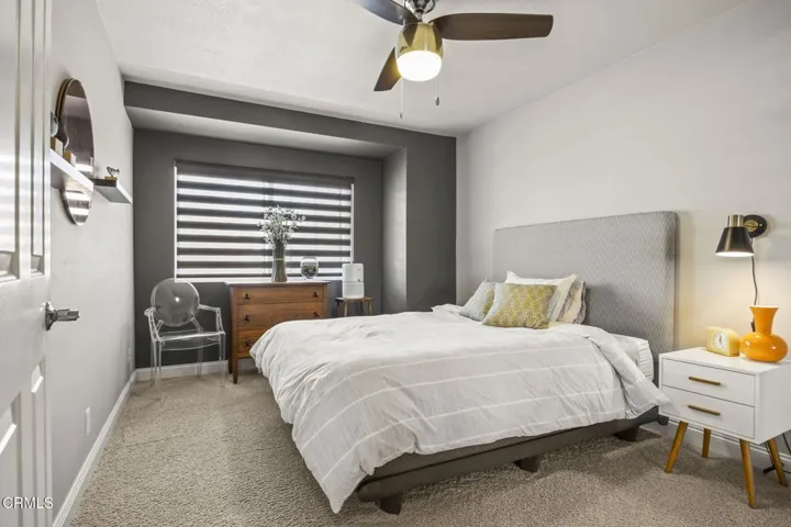29-web-or-mls-UpmarketMedia_688Kick-21