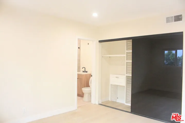 322 S Swall Drive 5, Los Angeles, California 90048