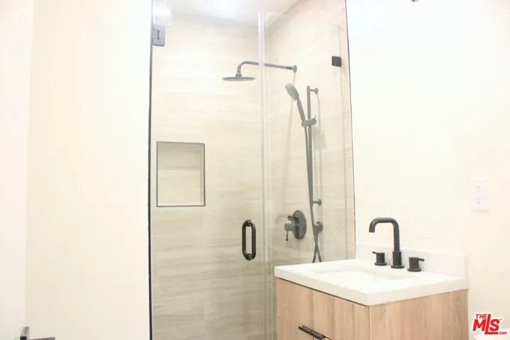 322 S Swall Drive 5, Los Angeles, California 90048