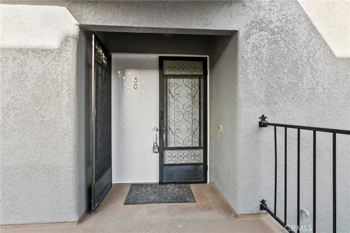 2402 Via Mariposa W 3g, Laguna Woods, California 92637