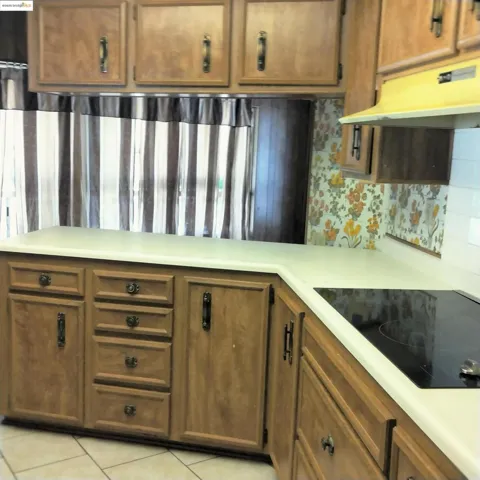 56 Creekside Dr, Antioch, California 94509-4415