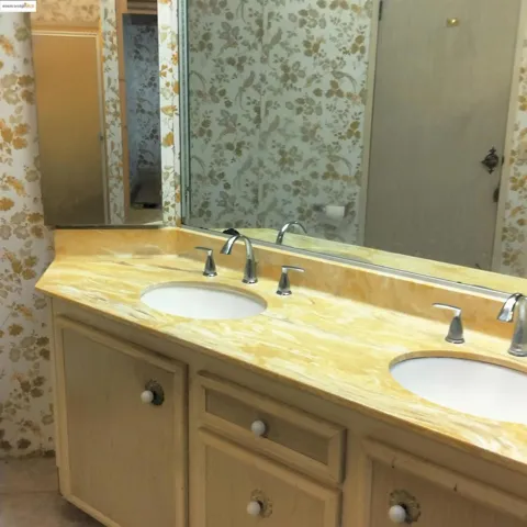 56 Creekside Dr, Antioch, California 94509-4415