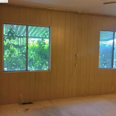 56 Creekside Dr, Antioch, California 94509-4415