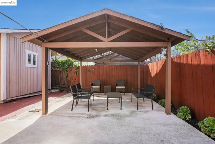 2532 83rd Ave, Oakland, California 94605