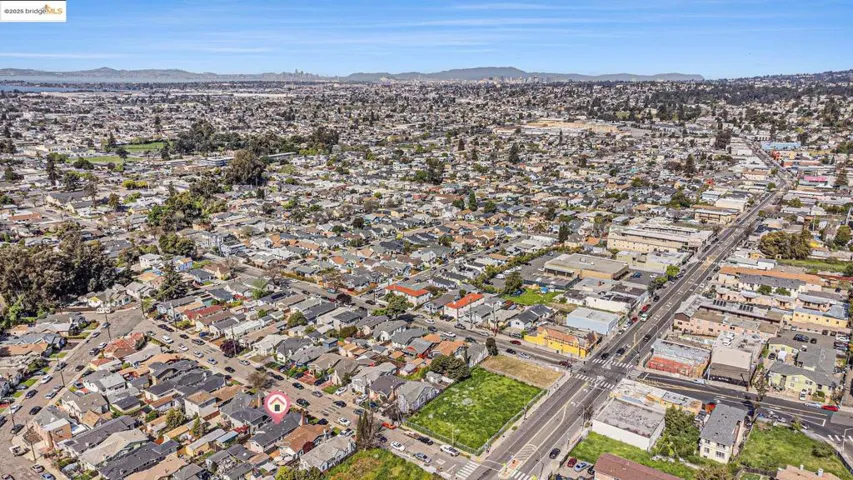 2532 83rd Ave, Oakland, California 94605