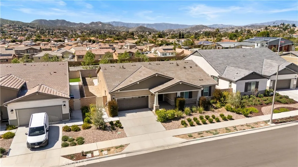 29391 Santa Ynez Cir, Menifee, California 92584 home-pic-42