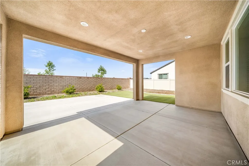29391 Santa Ynez Cir, Menifee, California 92584 home-pic-33