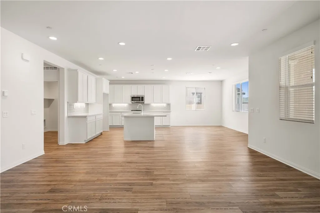 29391 Santa Ynez Cir, Menifee, California 92584 home-pic-9