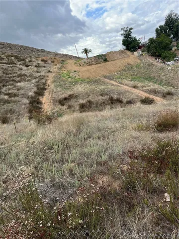 3 Osborne Ln, Homeland, California 92548