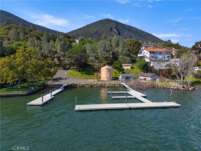 Boat docks HOA