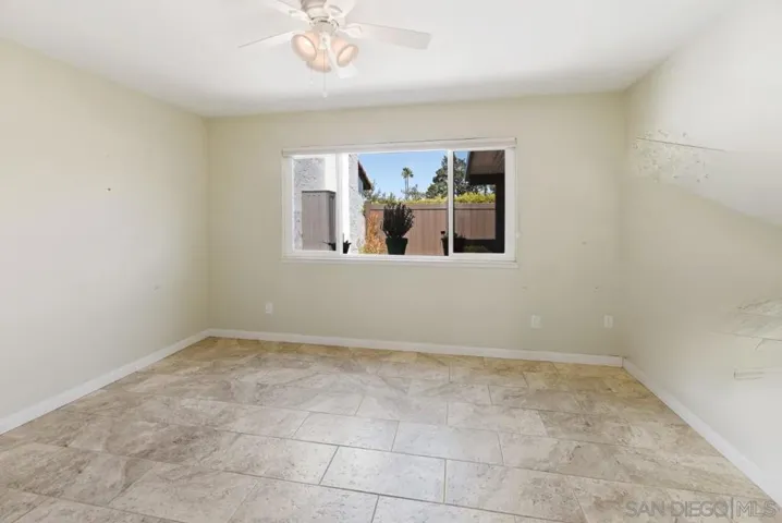 16495 Caminito Vecinos 70, San Diego, California 92128