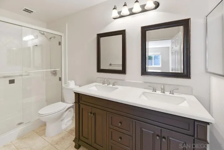 16495 Caminito Vecinos 70, San Diego, California 92128