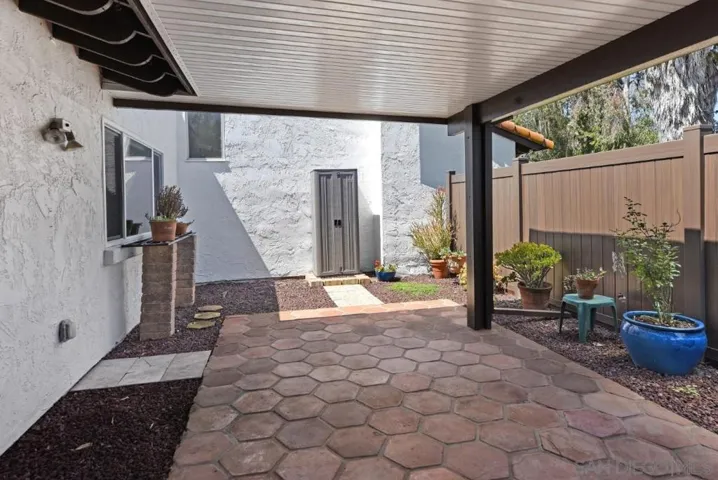 16495 Caminito Vecinos 70, San Diego, California 92128