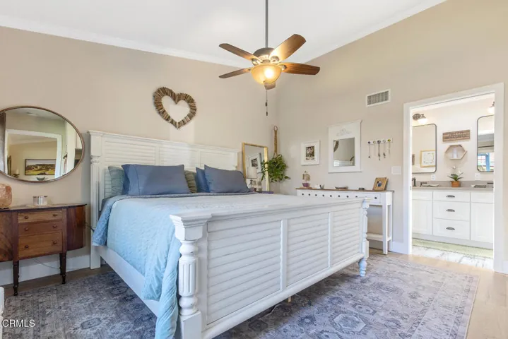 42113 Village 42 Camarillo CA-large-027-