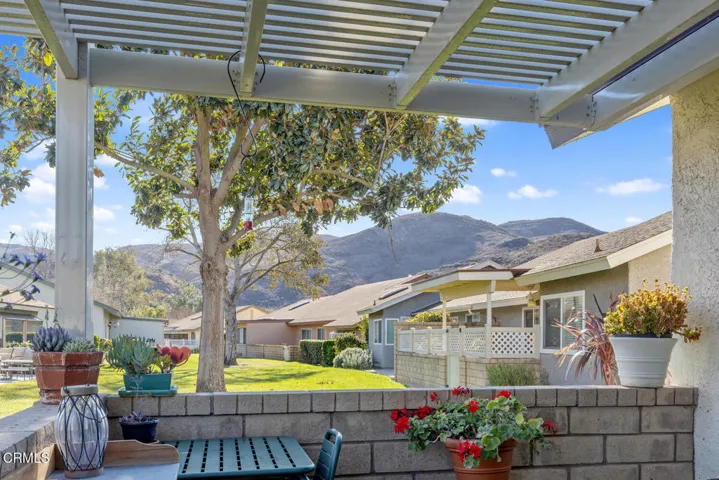 42113 Village 42 Camarillo CA-large-035-