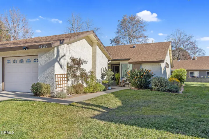 42113 Village 42 Camarillo CA-large-001-