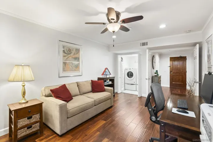 750 State St 124, San Diego, California 92101