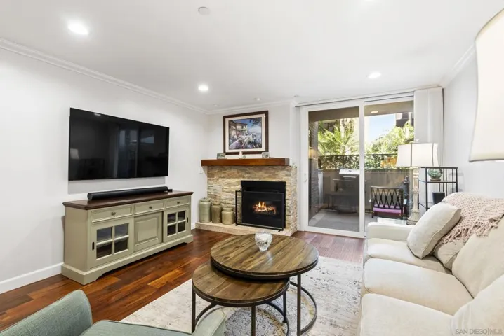 750 State St 124, San Diego, California 92101