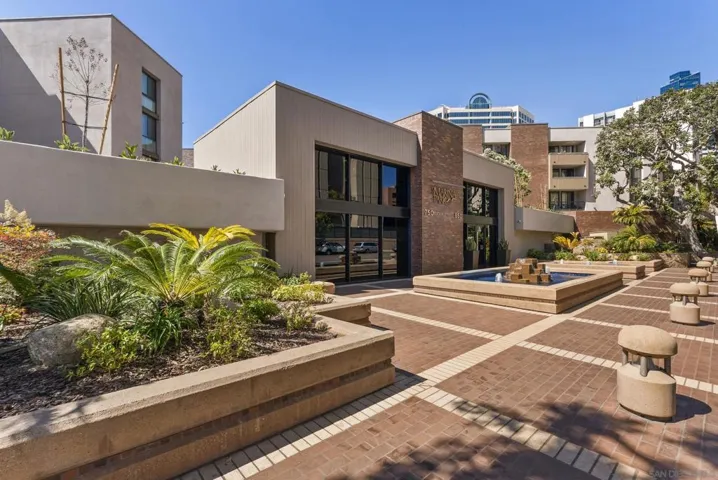 750 State St 124, San Diego, California 92101