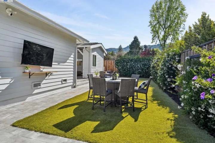 13 Mary Court, Danville, California 94526