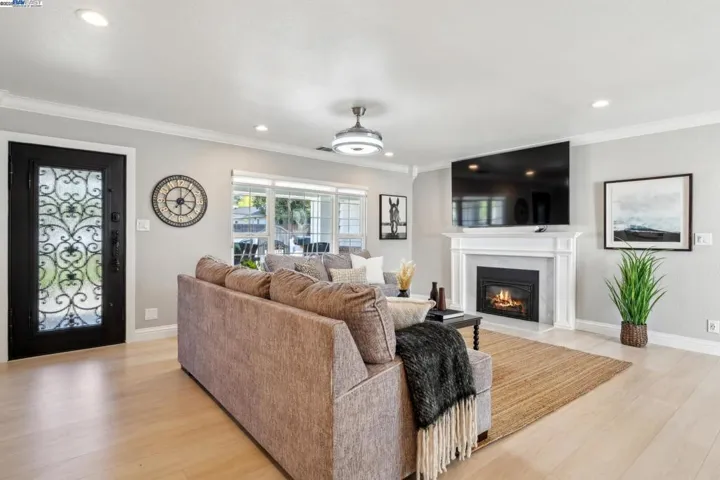 13 Mary Court, Danville, California 94526