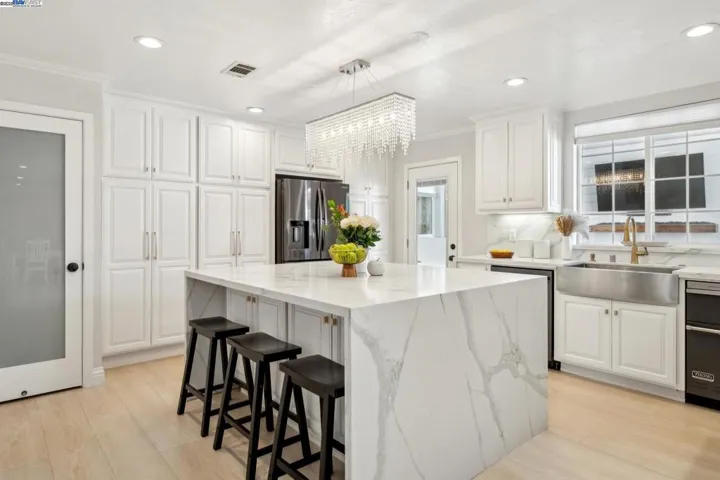 13 Mary Court, Danville, California 94526