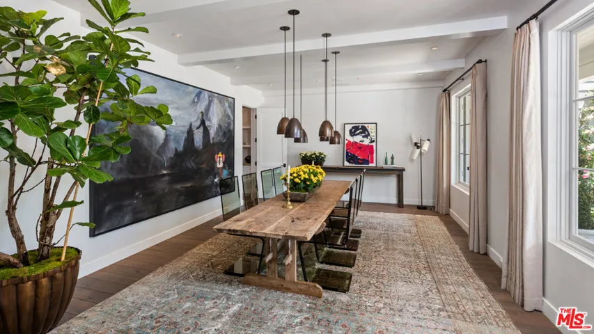 1319 Amalfi Drive, Pacific Palisades, California 90272