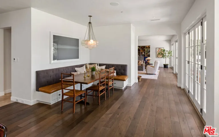 1319 Amalfi Drive, Pacific Palisades, California 90272
