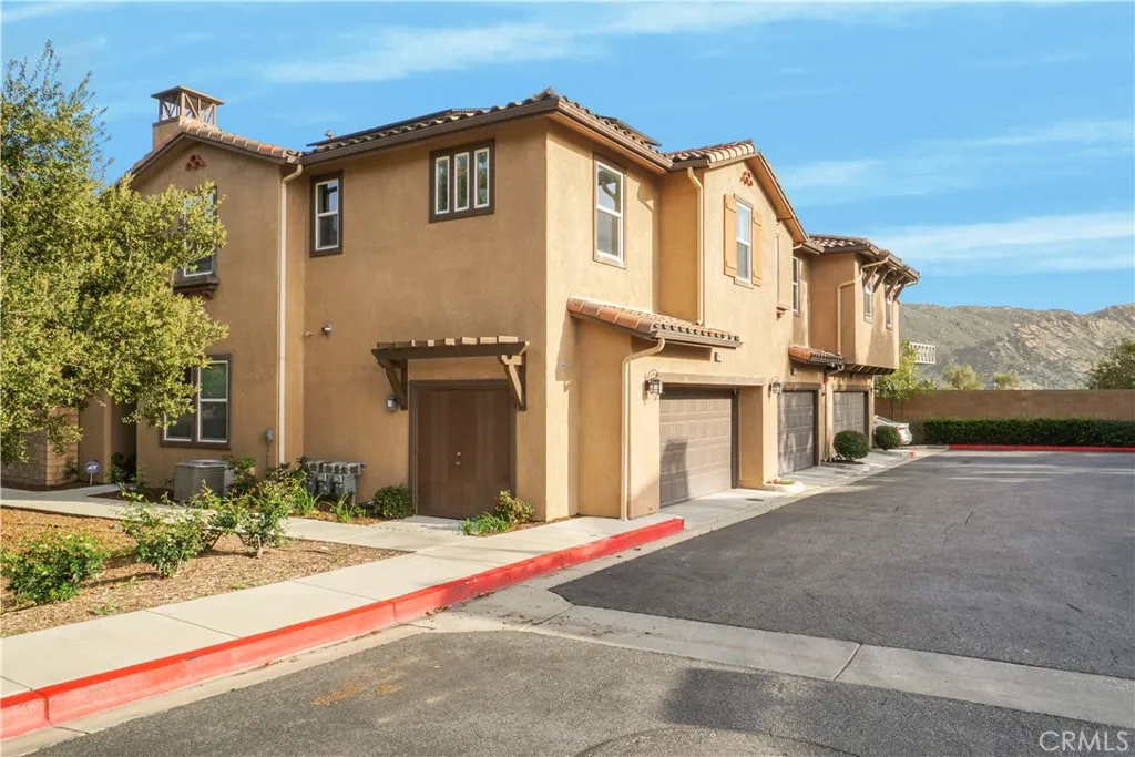 2430 Ascending Oaks Lane 3, Simi Valley, California 93063 home-pic-7