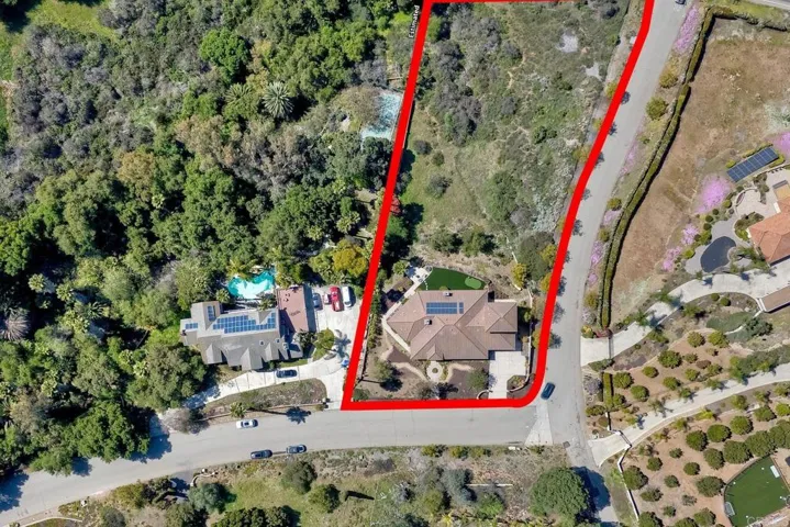 2013 Lundy Lake Drive, Escondido, California 92029