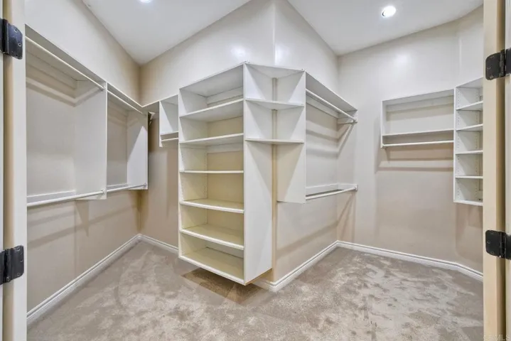 2013 Lundy Lake Drive, Escondido, California 92029
