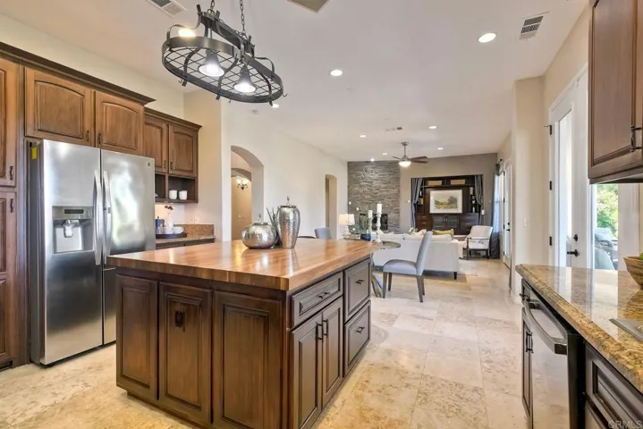 2013 Lundy Lake Drive, Escondido, California 92029