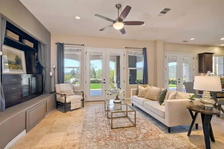 2013 Lundy Lake Drive, Escondido, California 92029