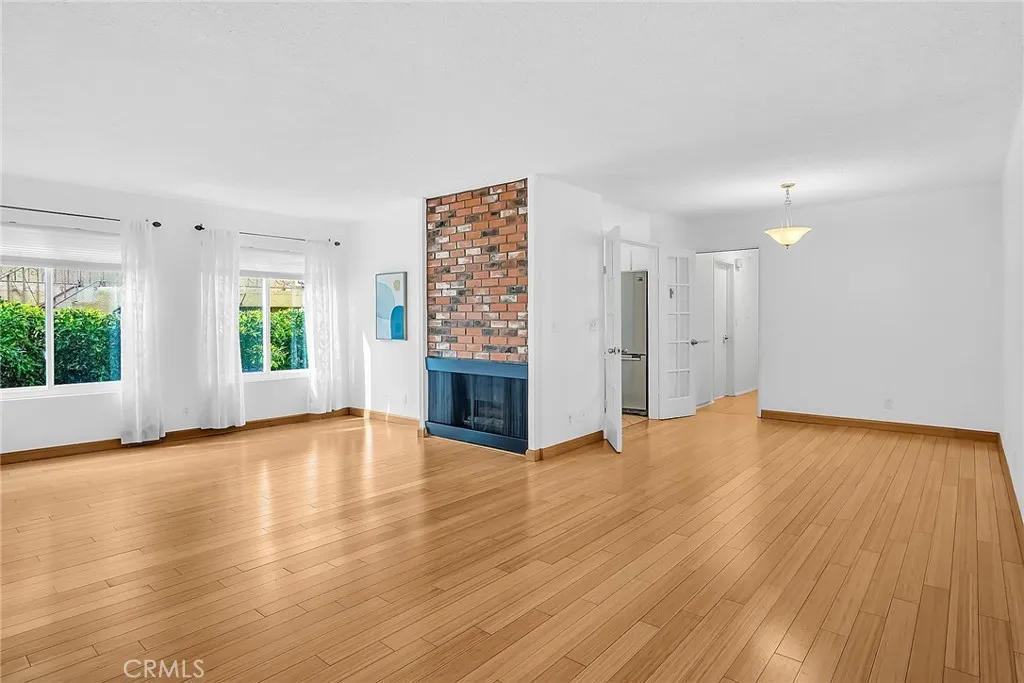1730 Camden Avenue 103, Los Angeles, California 90025 home-pic-1