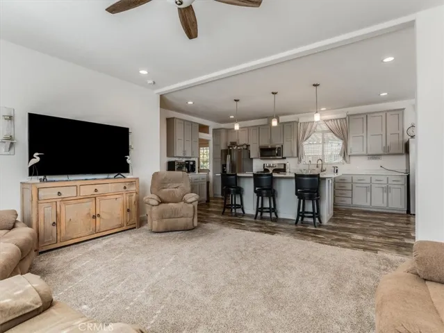 1651 Via Quantico, Santa Maria, California 93454