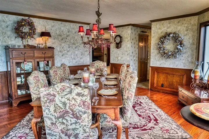 27990 Peninsula Drive N, Lake Arrowhead, California 92352